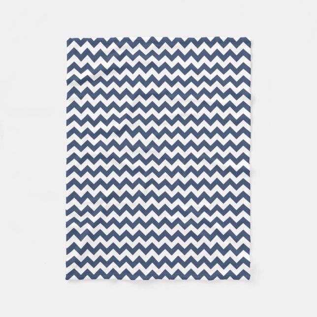 Moderne Navy Blue und White Zickzack Zigzag Fleecedecke (Vorderseite)