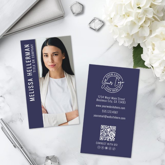 Moderne Navyblaue professionelle QR-Code-Foto-Logo Visitenkarte (Modern Navy Blue Professional QR Code Photo Logo Business Card )