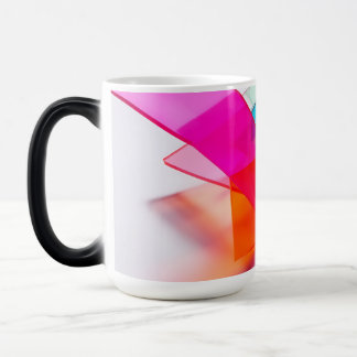 Moderne neonrosa blaue abstrakte Glasschichten Verwandlungstasse