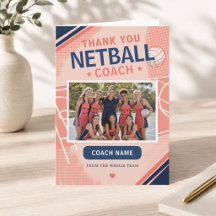 Moderne Netball-Mannschaftsfoto Coach
