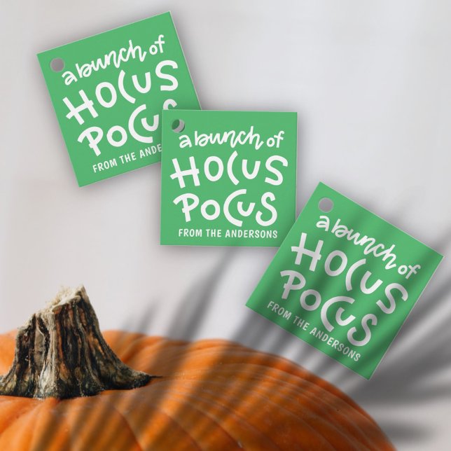 Moderne Niedliche Typografie Hocus Pocus Halloween Geschenkanhänger (Von Creator hochgeladen)