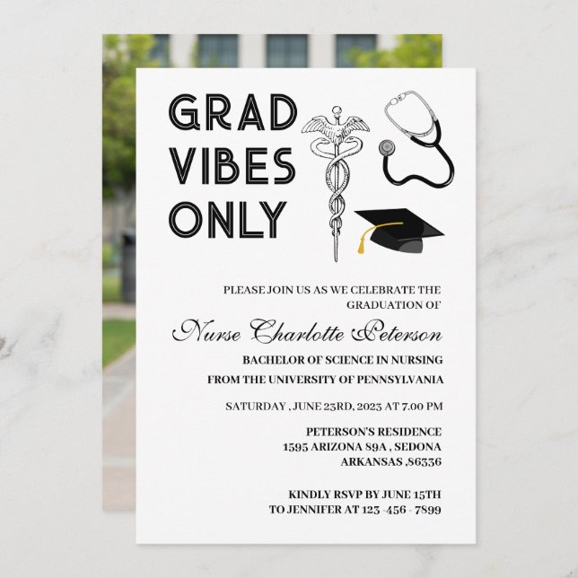 Moderne Nurse Graduation Party für kundenspezifisc Einladung (Vorne/Hinten)