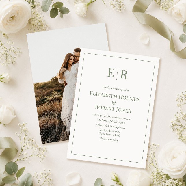 Moderne Olive Green Monogram & Foto Wedding Einladung (White & Olive Monogram Photo Wedding Invitation on a table with white flowers)