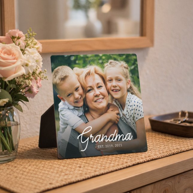 Moderne Oma Established Schrift Foto Fotoplatte (Von Creator hochgeladen)