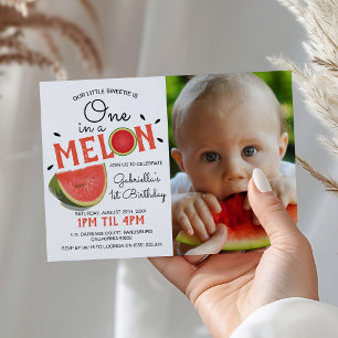 Moderne One in a Melon Foto Sommer Kindergeburts Einladung