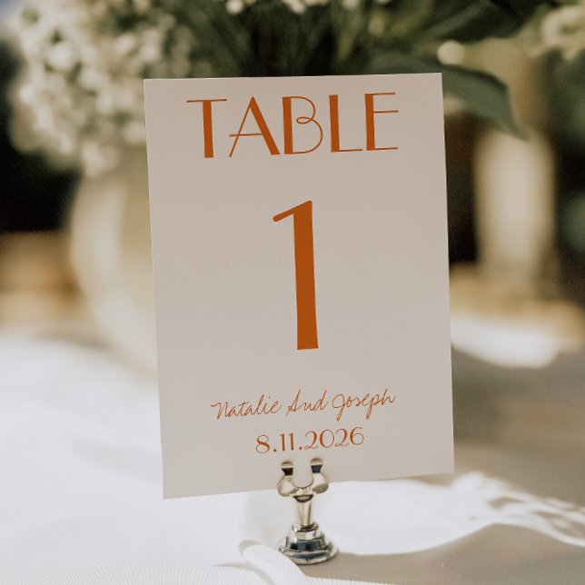 Moderne Orange-Creme-Launische Hochzeitstisch-Numm Einladung (Von Creator hochgeladen)