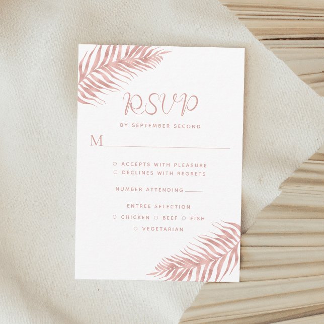 Moderne Palmenleaf-Rose Gold White Wedding RSVP Karte (Von Creator hochgeladen)