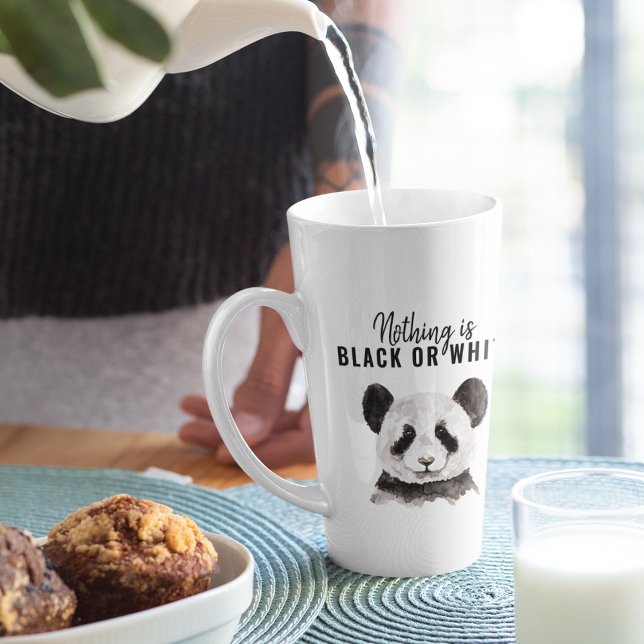 Moderne Panda schwarz und weiß mit Zitat Milchtasse (Von Creator hochgeladen)