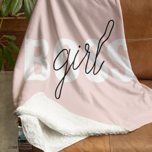 Moderne Pastel Pink Girl Boss Phrase Fleecedecke