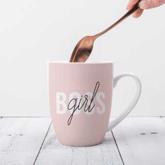 Moderne Pastel Pink Girl Boss Phrase Milchtasse