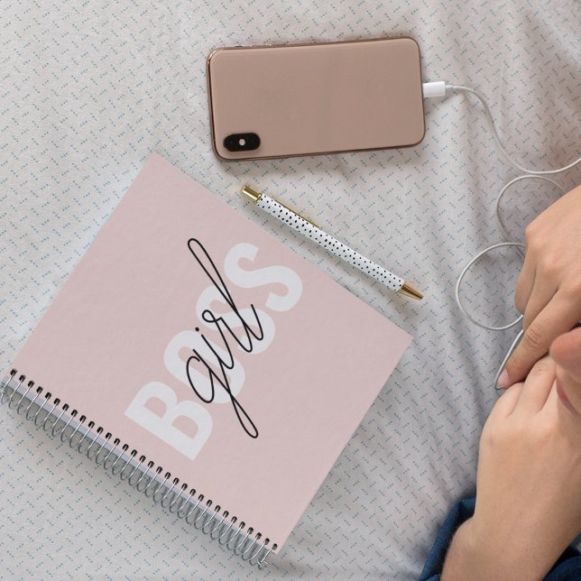 Moderne Pastel Pink Girl Boss Phrase Notizbuch (Von Creator hochgeladen)