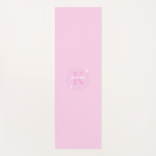 Moderne Pastel Pink Mit Monogramm Feminine Yogamatte (Vorderseite)