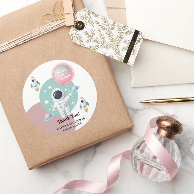 Moderne Pastel Space Explorer Kinderdusche Runder Aufkleber (Schenken)