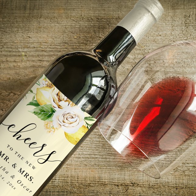 Moderne pastellfarbene, gelbe Zitronen und Leaf Weinetikett (Von Creator hochgeladen)