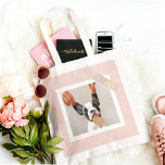 Moderne pastellrosa Rahmen | Persönliches Hundetea Tragetasche<br><div class="desc">Moderne pastellrosa Rahmen | Persönliches Hundeteam - Foto</div>