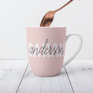Moderne Pastellrosa-Schönheit Personalisierter Ihr Milchtasse