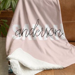 Moderne Pastellrosa Schönheit Personalisierter Ihr Sherpadecke