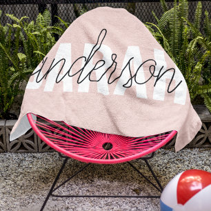 Moderne Pastellrosa-Schönheit Personalisierter Ihr Strandtuch