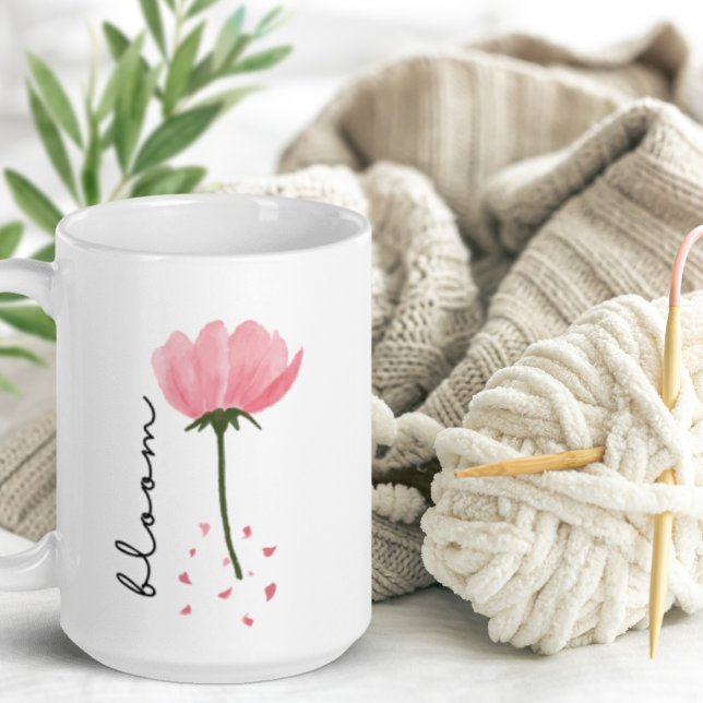 Moderne Peony Watercolor Blumenschrift "Bloom" Kaffeetasse (Von Creator hochgeladen)