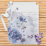 Moderne Periwinkle Blue Watercolor-Wildblumen Einladung<br><div class="desc">Dieses schlichte,  aber elegante Design besticht durch ein Aquarellbouquet mit lila und knalligen blauen Wildblumen und Grün. Der Hintergrund ist eine lila Aquarellfärbung auf einem texturierten,  weißen Aquarellpapier-Hintergrund. Es ist Teil der modernen Periwinkle Blue Watercolor Wildblumen Wedding Suite,  die von Simply Farmhouse Press kreiert wurde.</div>