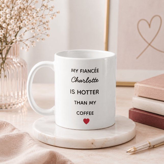 Moderne personalisierte Verlobte Kaffeetasse (Von Creator hochgeladen)