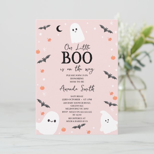 Moderne Pink Halloween Little Boo Baby Dusche Einladung (Stehend Vorderseite)
