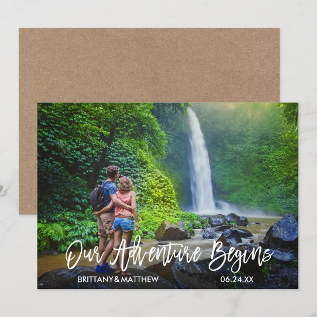 Moderne Pinselschrift Kraft Unser Abenteuer beginn Save The Date (Vorne/Hinten)