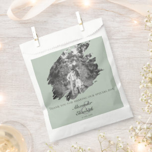 Moderne Pinselstrich-Foto-Hochzeit   Salbeigrün Geschenktütchen