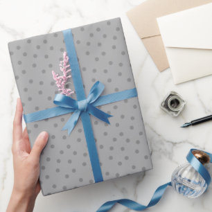 Moderne Polka-Punkte 2 auf Hellgrau Geschenkpapier