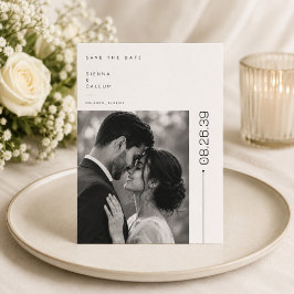 Moderne redaktionelle Hochzeit Save The Date Foto 
