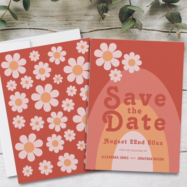 Moderne Retro-70er-Hochzeit Save The Date (Retro 70s vintage daisy arch orange wedding save the date invitation with groovy typography )