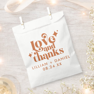 Moderne Retro Orange Hochzeit Geschenktütchen