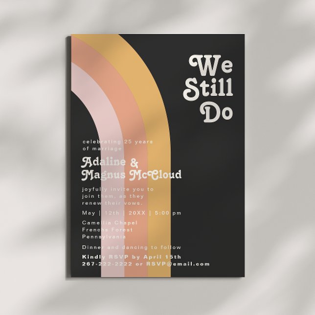 Moderne Retro-Regenbogen dunkel, wir machen noch i Einladung (Von Creator hochgeladen)