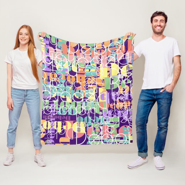 Moderne Retro-Typografie Personalisiert farbig Fleecedecke (Beispiel)