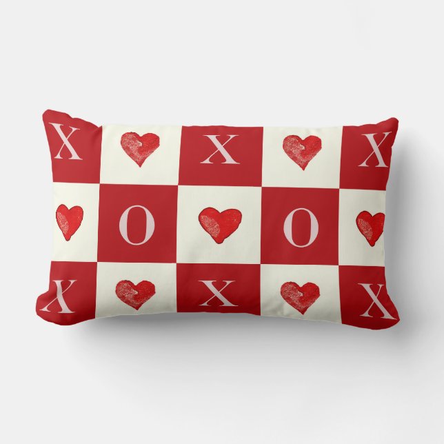 Moderne Retro Valentine Red Hearts XO Karos Lendenkissen (Vorderseite)