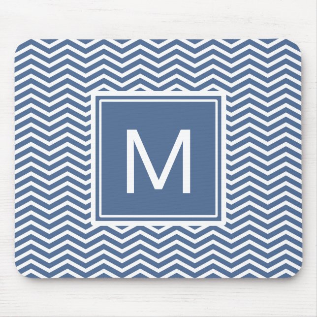 Moderne Riverside Blue Chevrons und Monogram Mousepad (Vorne)