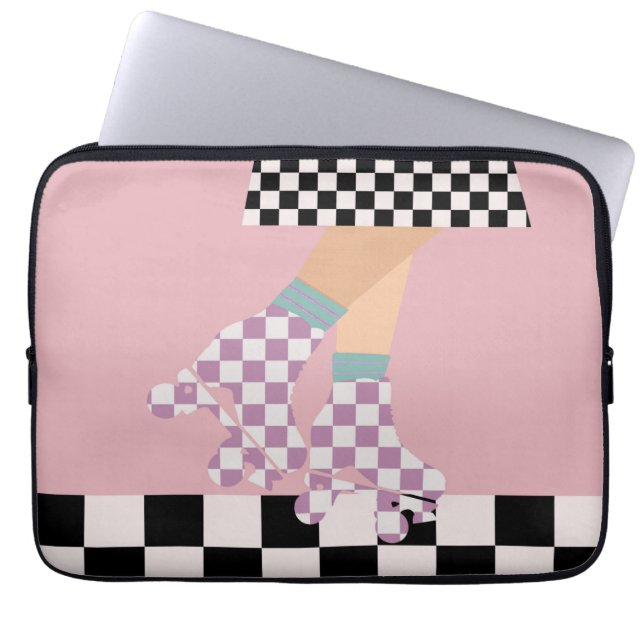 Moderne Roller Skaten Girl Art Karo Laptopschutzhülle (Vorderseite)