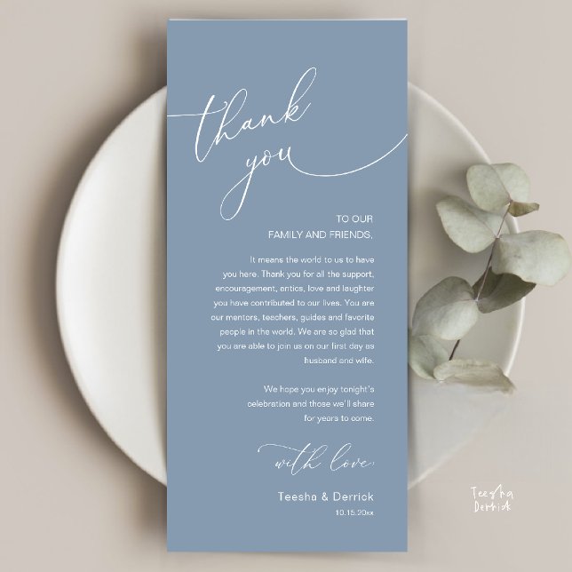 Moderne Romantische Hochzeitsempfangs-Dankeskarten Programm (Modern Romantic Wedding Reception Thank You Card, plate decoration, in Dusty Blue)