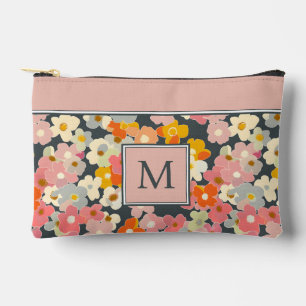 Moderne rosa Blumenmonogramm-Initiale Zubehörtasche