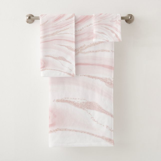 Moderne rosa glitzernde Marmoroptik Badhandtuch Set (Insitu)