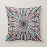 Moderne rosa graue geometrische Abstrakte Blume Ze Kissen<br><div class="desc">Dieses moderne und einzigartige geometrische Design ist perfekt für das zeitgenössische Individuum. Es verfügt über eine handgezeichnet abstrakte Geo-Blume. Das elegante Farbkonzept umfasst Schiefergrau, Pastellblau, Rosa und Gelb mit einer schwarzen Kontur. Es ist cool, trendig und stilvoll! ***WICHTIGE HINWEIS FÜR DESIGN: Für individuelle Designanfragen, wie z.B. passende Produktanfragen, Farbänderungen, Platzierungsänderungen...</div>