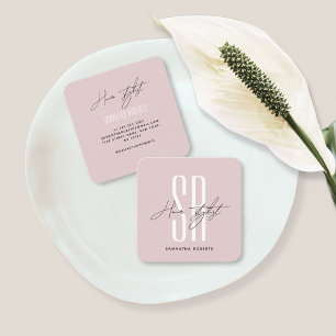 Moderne rosa Monogramm-Initialen der Haarstylistin Quadratische Visitenkarte