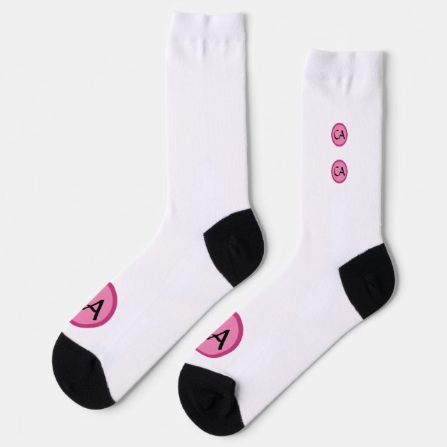 Moderne rosa Schwarze Monogramm-Initialen Personal Socken (Linkes Detail)