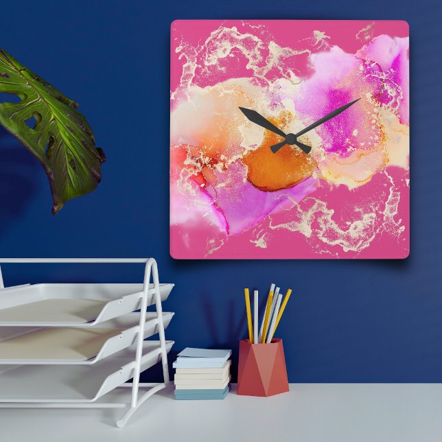 Moderne rosafarbene Lila Orangengoldalkohol Wirbel Quadratische Wanduhr (Modern Pink Purple Orange Gold Alcohol Ink Swirls Square Wall Clock)