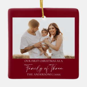 Moderne rote erste Weihnachten Familie zu dritt Keramikornament