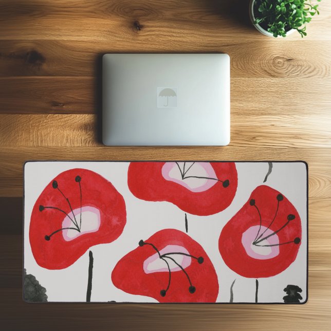 Moderne Rote Poppies mit moderner Wasserfarbe Stil Schreibtischunterlage (Von Creator hochgeladen)