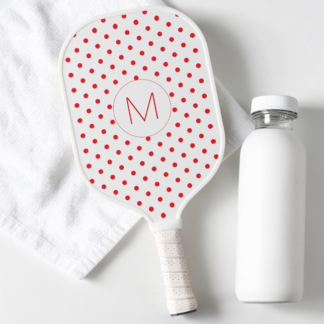 Moderne rote Punkte-Muster Süße Anfangsmonogramm Pickleball Schläger (Modern Red Polka Dot Pattern Cute Initial Monogra Pickleball Paddle)