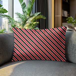 Moderne rote schwarze diagonal gestreifte Muster Lendenkissen