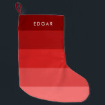 Moderne rote Streifen Kleiner Weihnachtsstrumpf<br><div class="desc">Holen Sie sich ein paar gute alte Weihnachtsferien-Strümpfe,  mit einem modernen Design aktualisiert!</div>