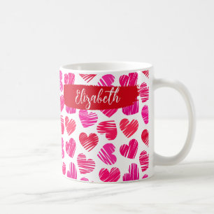 Moderne rote und rosa doodled Herzen Valentine Nam Kaffeetasse